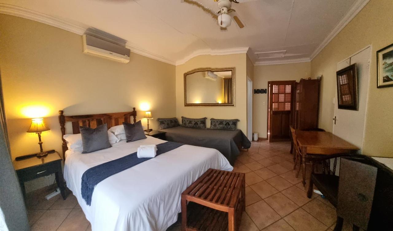 Camelia Guest House Bloemfontein Exterior foto