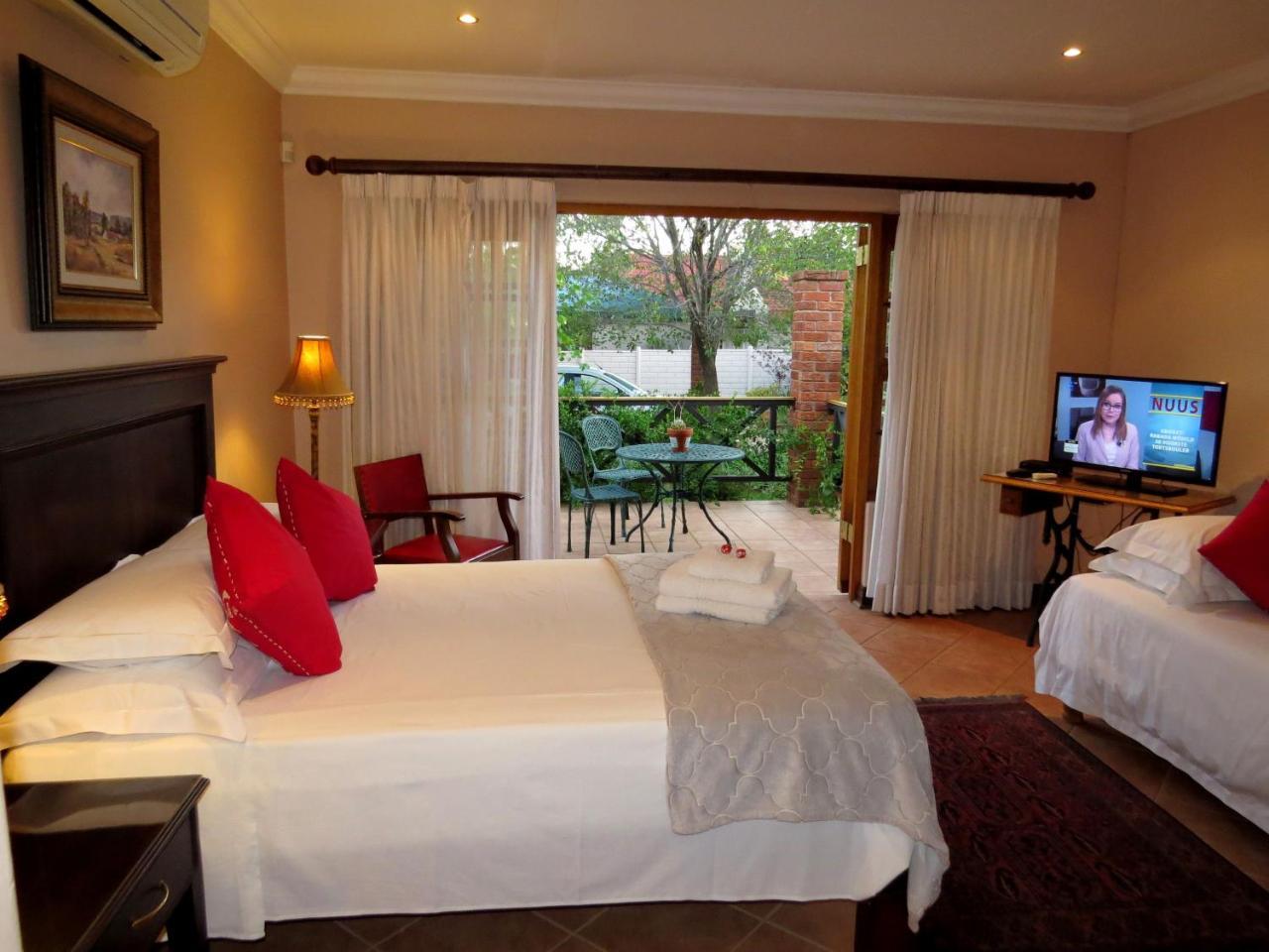 Camelia Guest House Bloemfontein Exterior foto